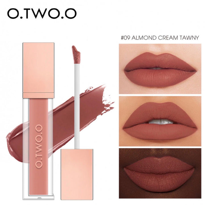 او تو او - أحمر شفاه سائل مطفي - درجة روج سائل ثايت قلوص almond cream tawny 09 - متوفر في توب جيت