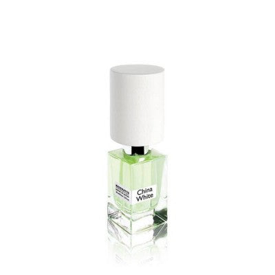 عطر نسوماتو تشاينا وايت | نيش فاخر بتركيبة زهرية غامضة وثبات قوي